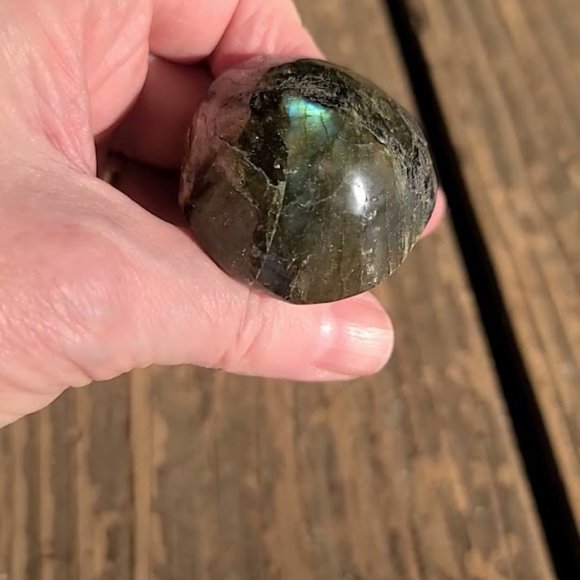 Laboradite hand carved mushroom 3" - Picture 2 of 10